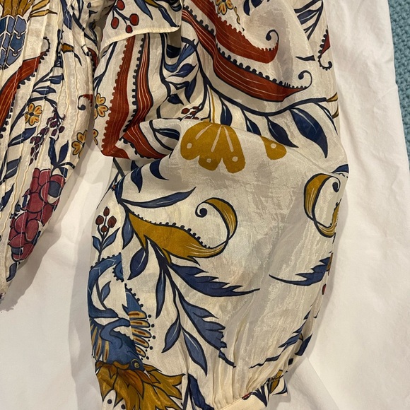 FARM Rio Multicolor Floral Blouse - Picture 5 of 6